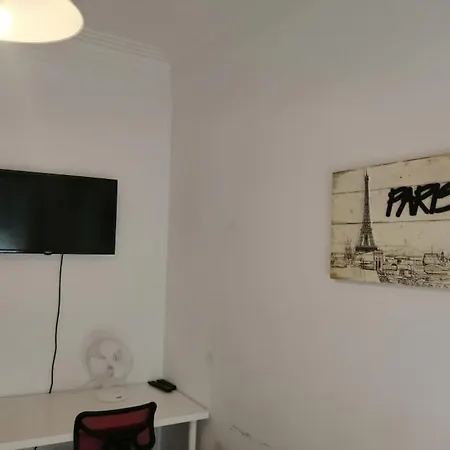 The Tram 18 Space Habitación en casa particular