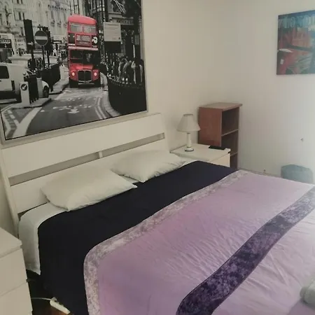 The Tram 18 Space Homestay Lisbon